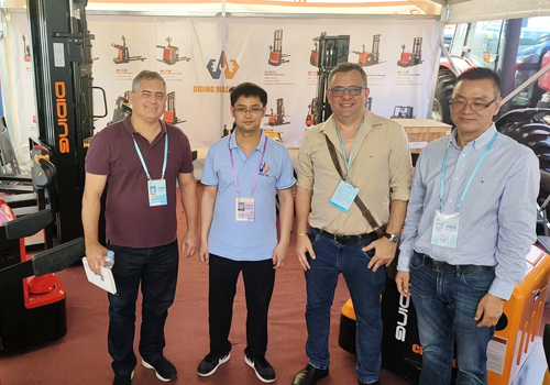 Mediam elevere lucet ad 137th Canton aequum cum innovative materia tractantem solutions